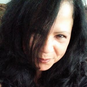 Meet your Posher, Julita